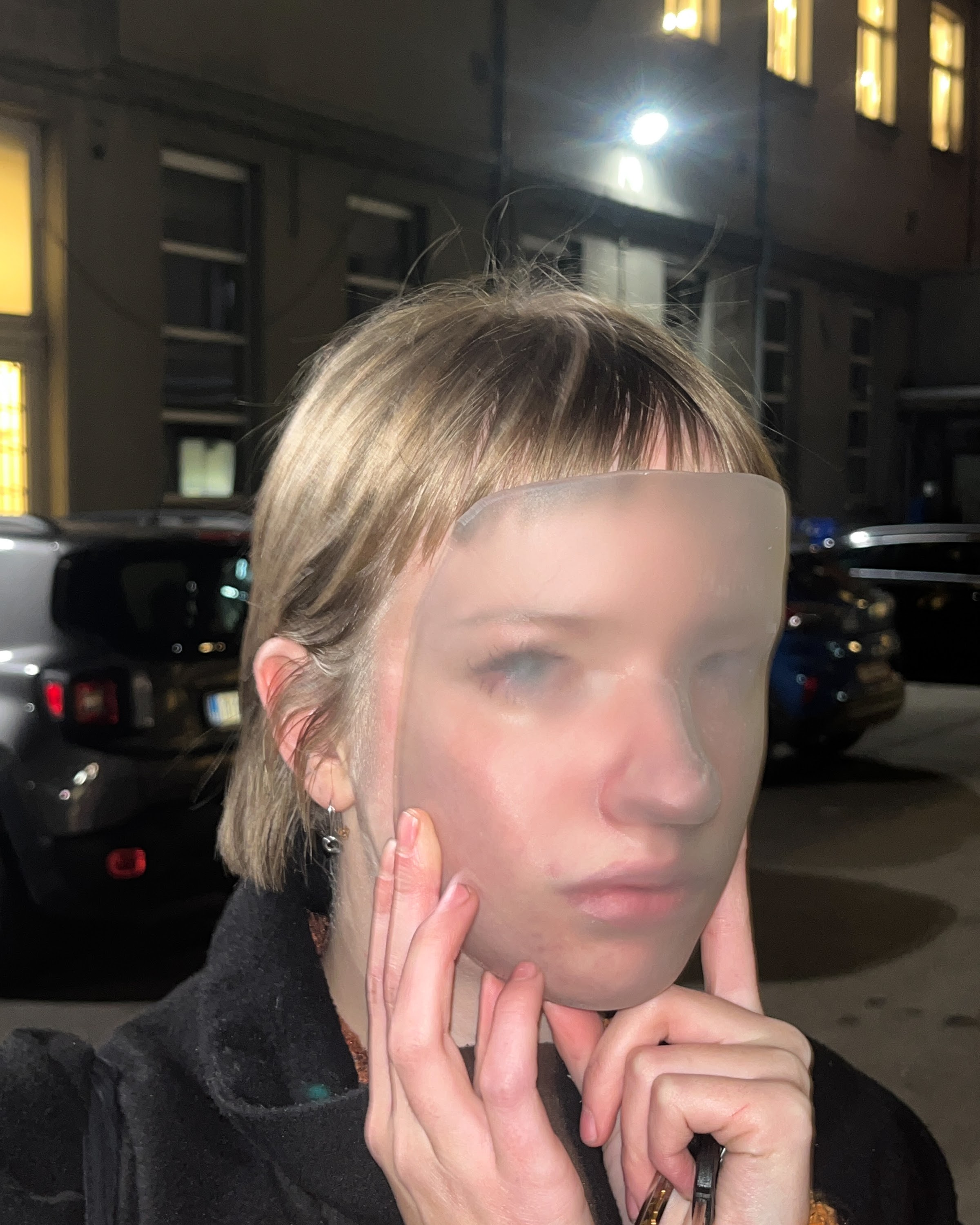 blur yourself away